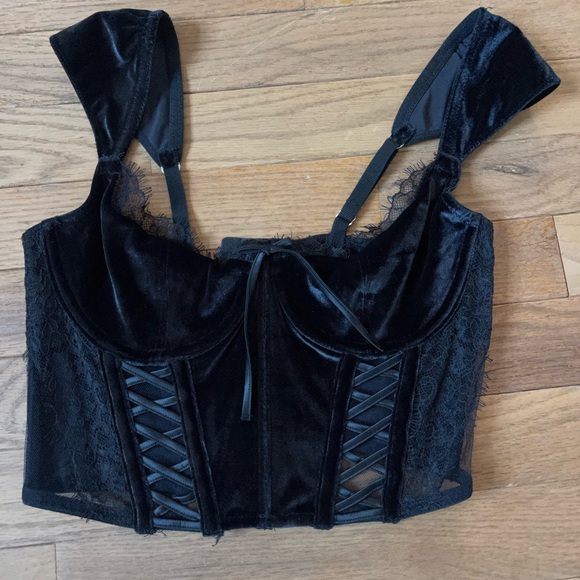 Black Velvet Lace-Up Corset Top - Picture 1 of 3
